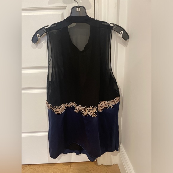 3.1 Phillip lim embroidered appliqué silk top size 4 - Picture 8 of 11